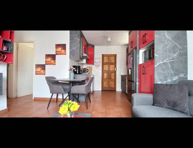 2 BEDROOM HOUSE FOR SALE IN WINDMILL PARK